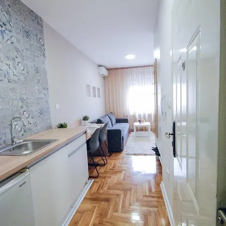Tiara 2 Apartment Novi Sad